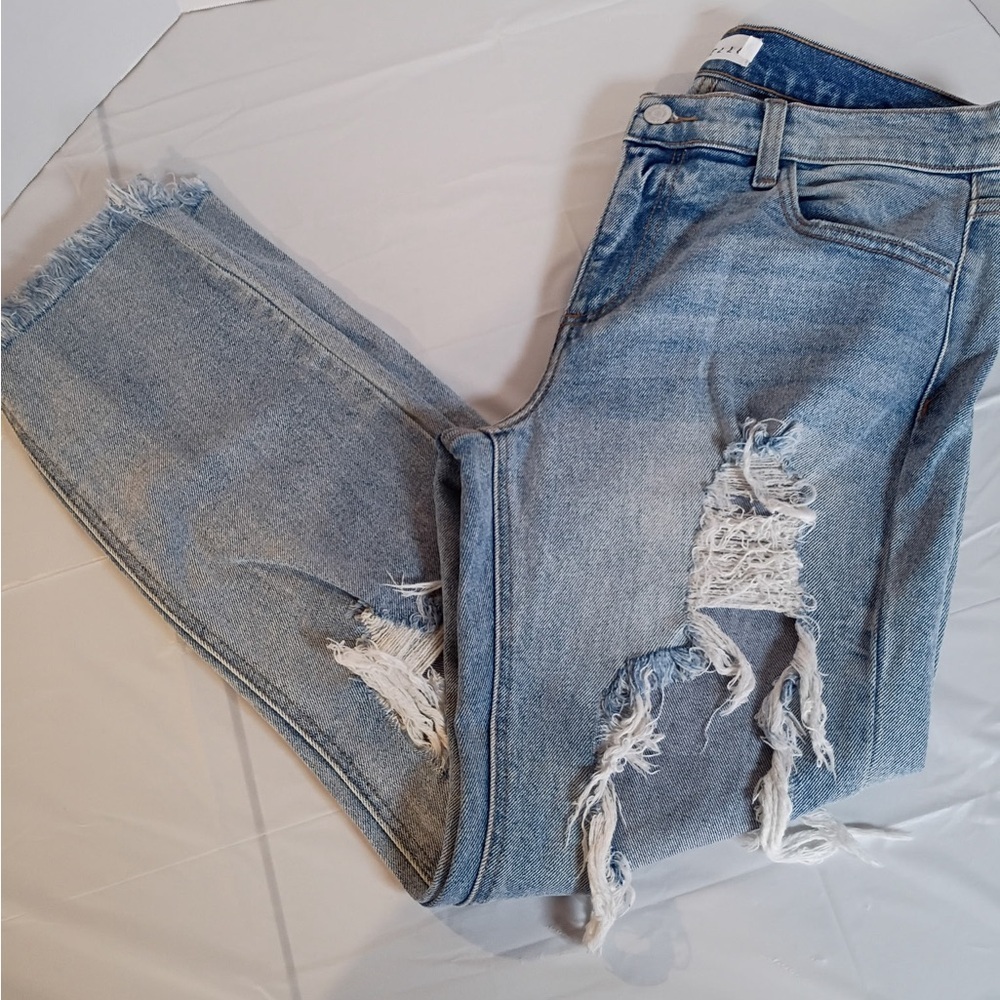 Cello Distressed Light Wash Wide Leg Jeans Size 7 Frayed Hem Ripped Denim - Picture 3 of 10